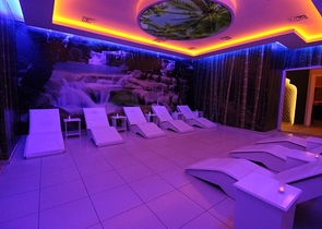 شقة غرفة وصالة مفروشة - ضمن مجمع حديث - في محمودلار / الانيا 