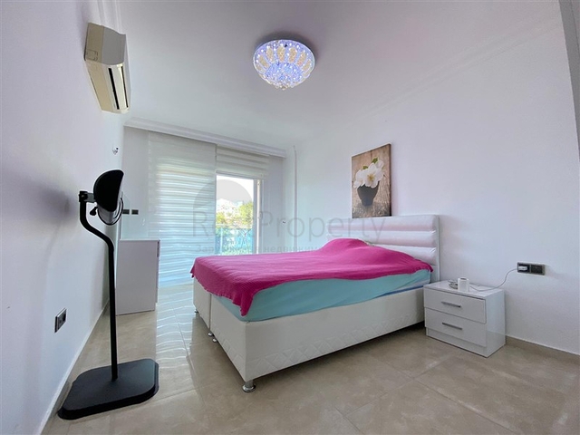 شقة اطلالة بحر في الانيا - دوبلكس مفروشة -ضمن مجمع سكني -كارجي جاك / الانيا 