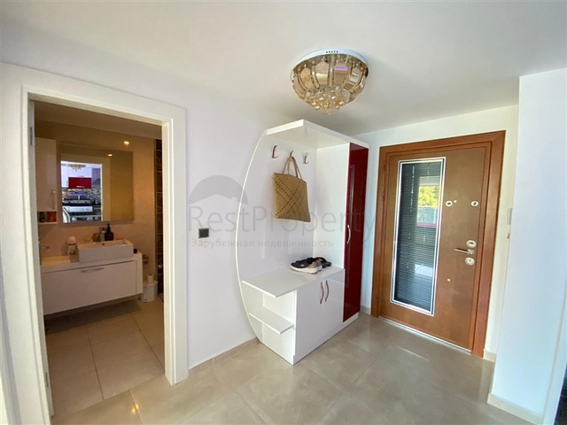 شقة اطلالة بحر في الانيا - دوبلكس مفروشة -ضمن مجمع سكني -كارجي جاك / الانيا 