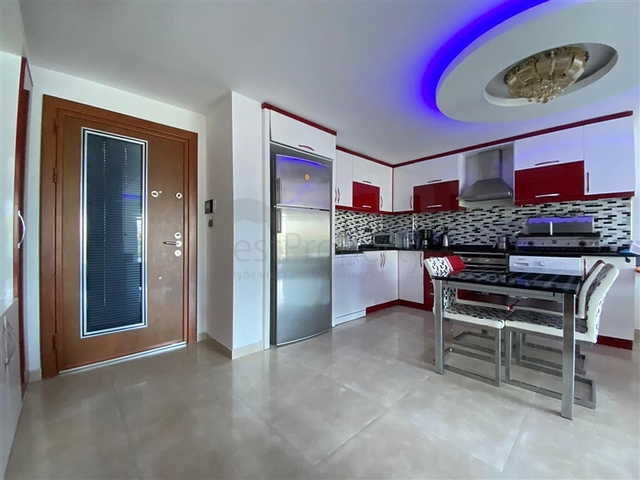 شقة اطلالة بحر في الانيا - دوبلكس مفروشة -ضمن مجمع سكني -كارجي جاك / الانيا 