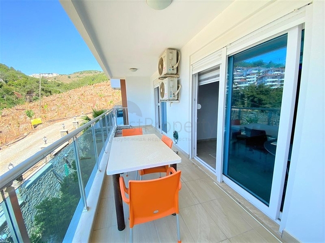 شقة اطلالة بحر في الانيا - دوبلكس مفروشة -ضمن مجمع سكني -كارجي جاك / الانيا 