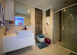 شقة اطلالة بحر في الانيا - دوبلكس مفروشة -ضمن مجمع سكني -كارجي جاك / الانيا 