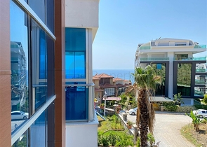 شقة اطلالة بحر في الانيا - دوبلكس مفروشة -ضمن مجمع سكني -كارجي جاك / الانيا 