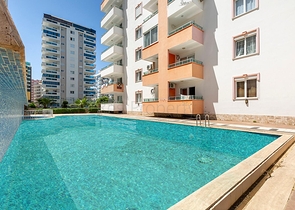 شقة عائلية انيقة مفروشة -تصميم 1+2 - في مهموتلار / الانيا 