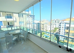 شقة عائلية انيقة مفروشة -تصميم 1+2 - في مهموتلار / الانيا 