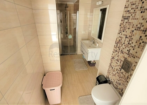 شقة في منطقة هادئة - غرفتين وصالة -ضمن مجمع انيق -كارجيجاك / الانيا