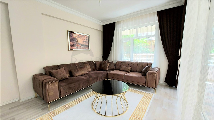 شقة واسعة 3 غرف وصالة -مفروشة -في محمودلار / الانيا 