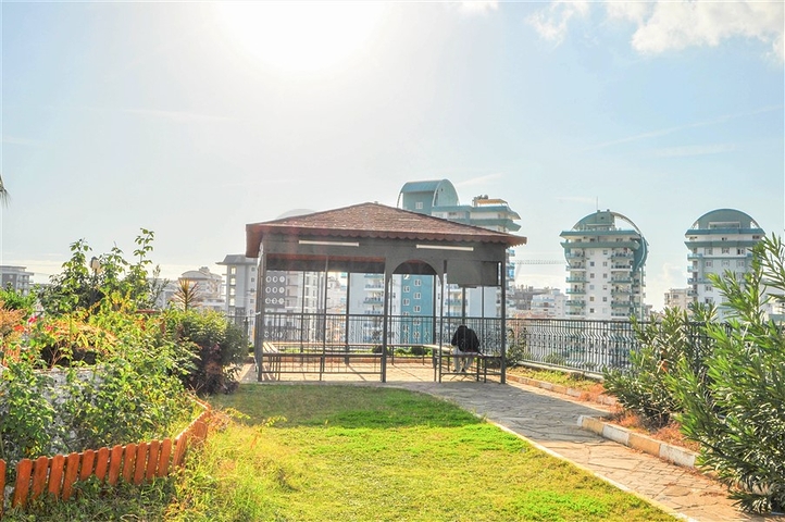 شقة واسعة 3 غرف وصالة -مفروشة -في محمودلار / الانيا 