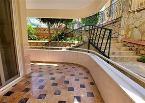 شقة واسعة 3 غرف وصالة -مفروشة -في محمودلار / الانيا 