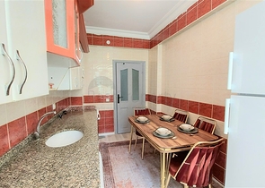 شقة واسعة 3 غرف وصالة -مفروشة -في محمودلار / الانيا 