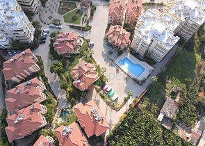 شقة واسعة 3 غرف وصالة -مفروشة -في محمودلار / الانيا 