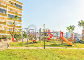 شقة واسعة 3 غرف وصالة -مفروشة -في محمودلار / الانيا 