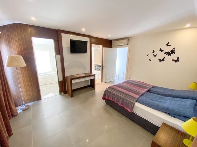 مجمع انيق وهادئ - شقة 2 غرفة وصالة -في كارجي جاك / الانيا 