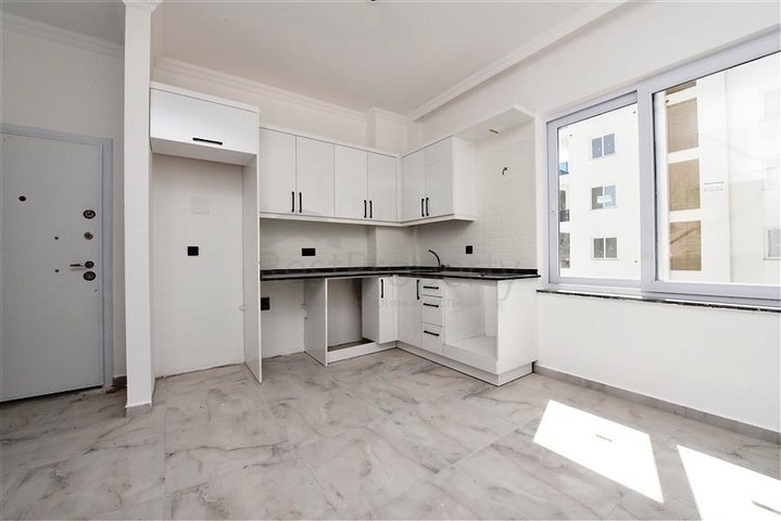 في احضان الطبيعة -شقة غرفة وصالة ضمن مجمع سكني حديث -افسلار / الانيا 