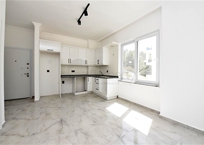 في احضان الطبيعة -شقة غرفة وصالة ضمن مجمع سكني حديث -افسلار / الانيا 