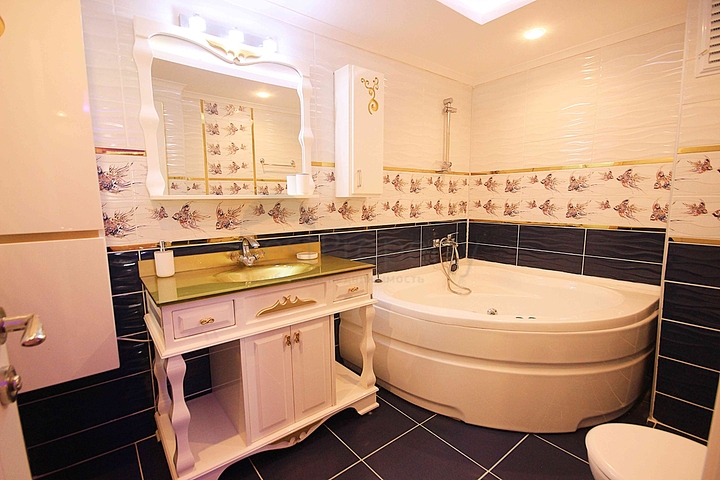 بنتهاوس 3+1 للبيع في حي محمودلار