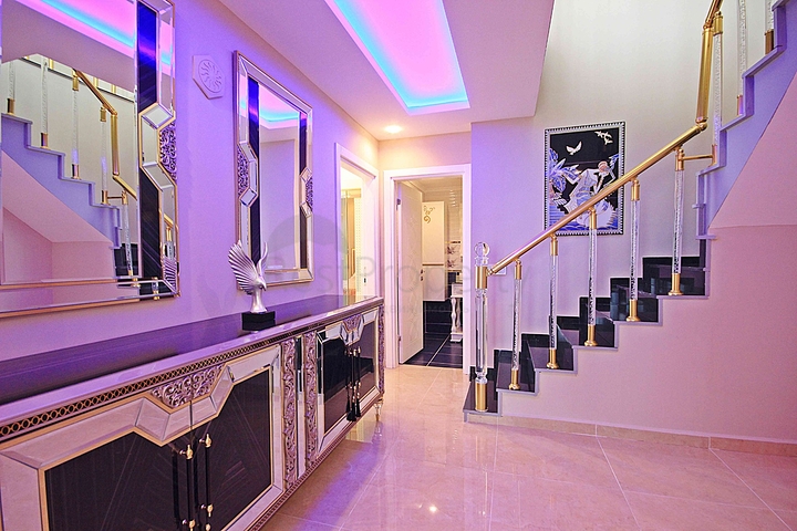 بنتهاوس 3+1 للبيع في حي محمودلار