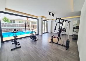 شقة غرفة وصالة - ضمن مجمع سكني جديد - في محمودلار / الانيا 