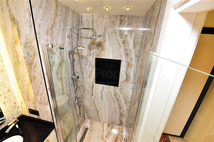 شقق 1+1 في وسط ألانيا 