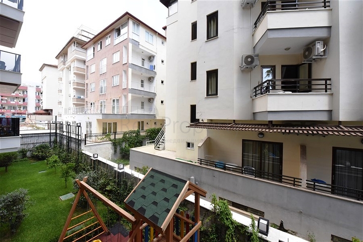 شقق 1+1 في وسط ألانيا 