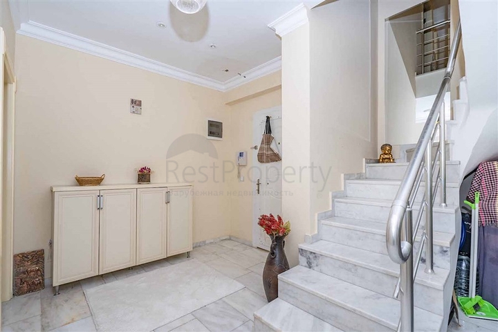 بنتهاوس واسع 4 + 1 لعائلة كبيرة