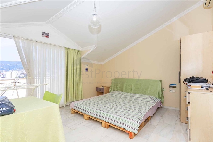 بنتهاوس واسع 4 + 1 لعائلة كبيرة