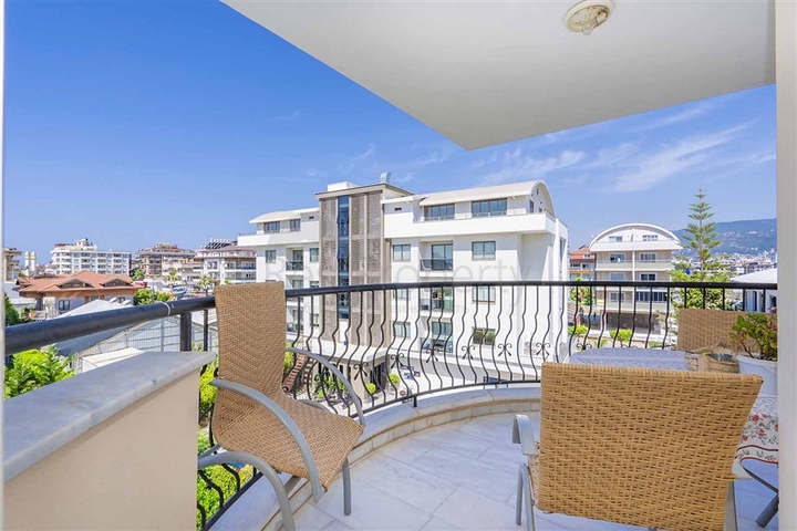 بنتهاوس واسع 4 + 1 لعائلة كبيرة