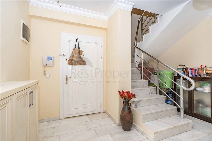 بنتهاوس واسع 4 + 1 لعائلة كبيرة