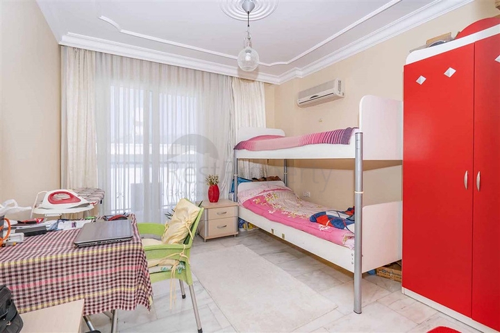 بنتهاوس واسع 4 + 1 لعائلة كبيرة