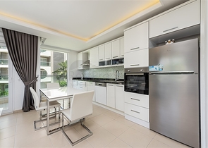 ضمن مجمع سكني عائلي - شقة غرفتين وصالة مفروشة - في افسلار / الانيا 