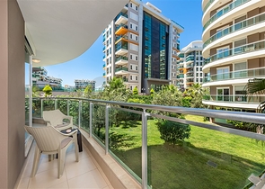 ضمن مجمع سكني عائلي - شقة غرفتين وصالة مفروشة - في افسلار / الانيا 