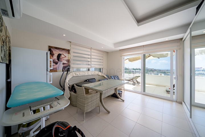 مجمع فاخر - شقة غرفتين وصالة مفروشة -في افسلار / الانيا 