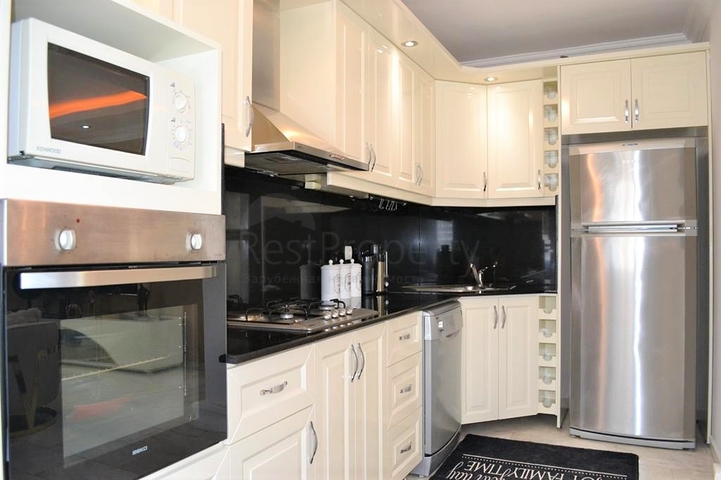 شقة 2+1 مطلة على البحر في منطقة محمودلار