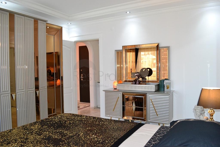 شقة 2+1 مطلة على البحر في منطقة محمودلار