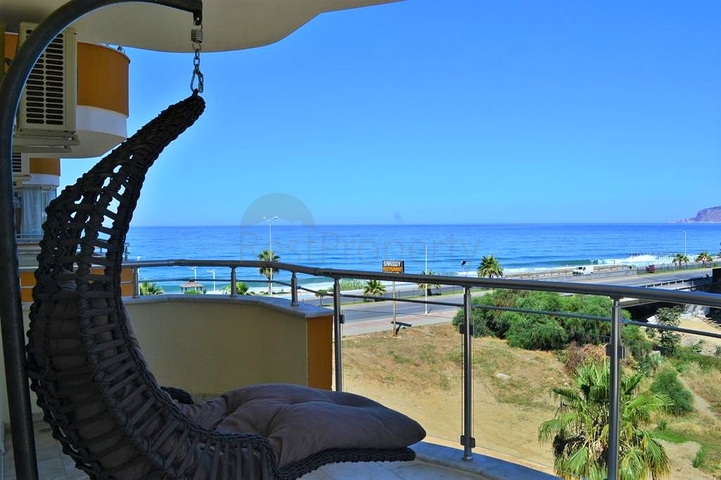 شقة 2+1 مطلة على البحر في منطقة محمودلار