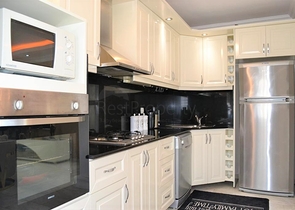 شقة 2+1 مطلة على البحر في منطقة محمودلار