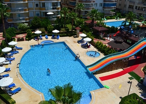 شقة 2+1 مطلة على البحر في منطقة محمودلار