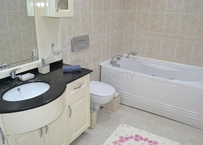 شقة 2+1 مطلة على البحر في منطقة محمودلار