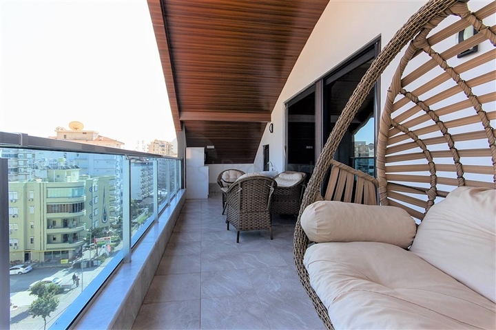 بنتهاوس 3+1 في منطقة محمودلار