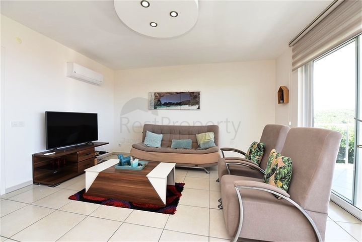 شقة 2+1 مطلة على البحر