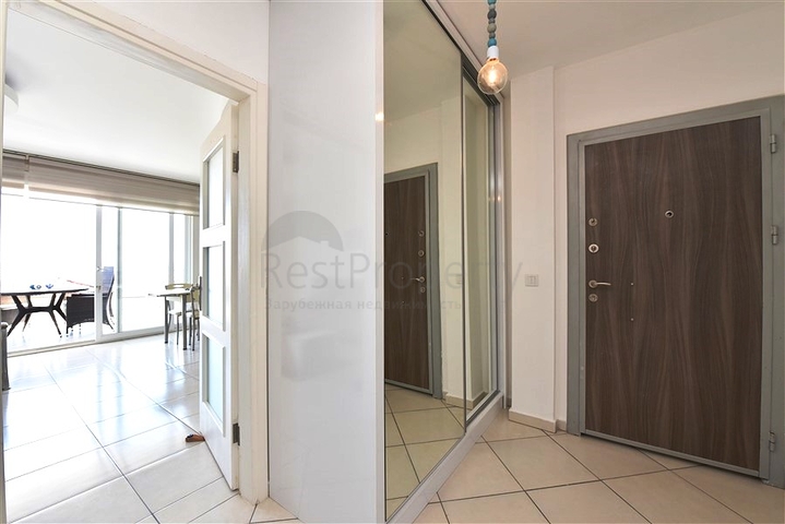 شقة 2+1 مطلة على البحر