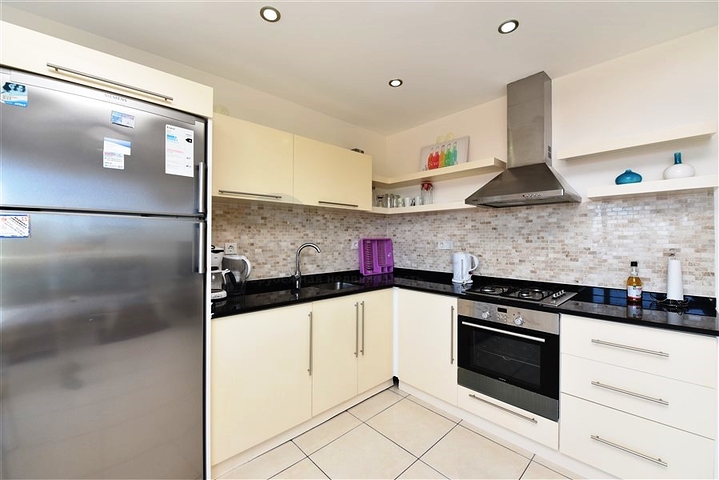 شقة 2+1 مطلة على البحر