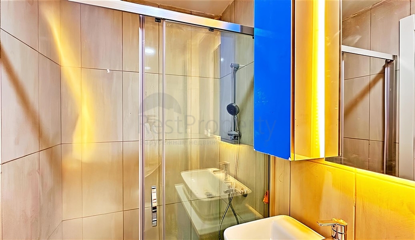 شقة جديدة بغرفة نوم واحدة في مجمع مع بنية تحتية ممتازة