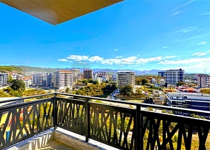 شقة جديدة بغرفة نوم واحدة في مجمع مع بنية تحتية ممتازة