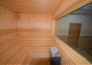 موقع مميز - شقة غرفتين وصالة ضمن مجمع سكني - جانب شاطئ كليوباترا / الانيا 