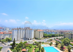 شقق 4+1 في مجمع فاخر 