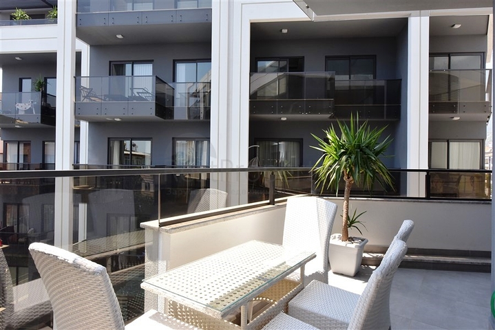 شقة أنيقة 1 + 1 في منطقة شاطئ كليوباترا