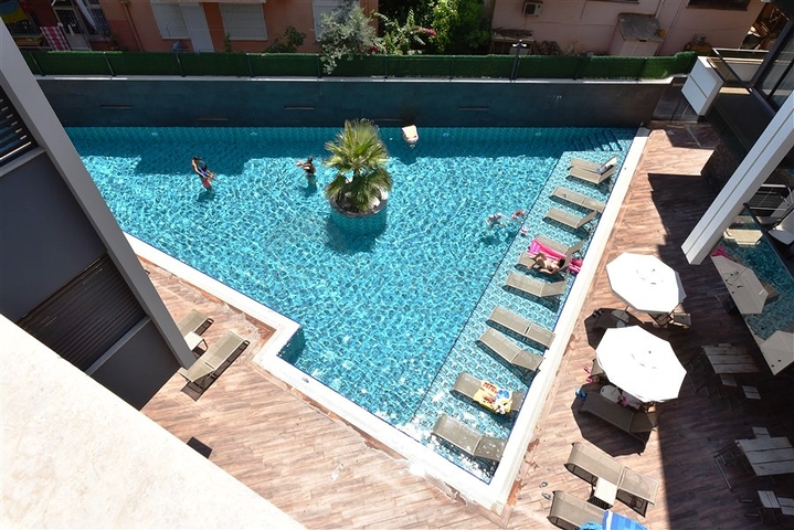 شقة أنيقة 1 + 1 في منطقة شاطئ كليوباترا