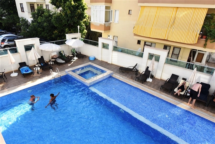 شقة 1 + 1 على كليوباترا