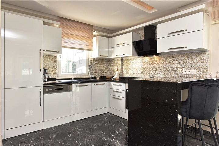 شقة 1 + 1 على كليوباترا